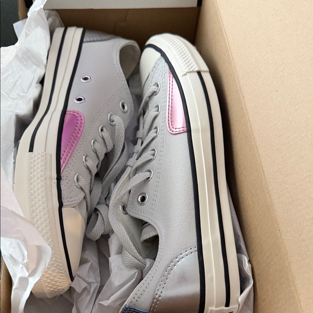 Converse CTAS OX Shoes - Fossilized Silver and Pink